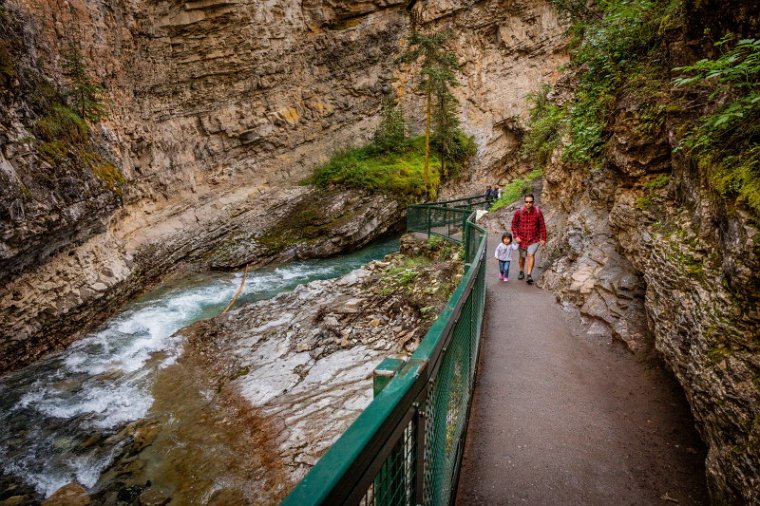 151 Canada, Banff NP, johnston canyon.jpg